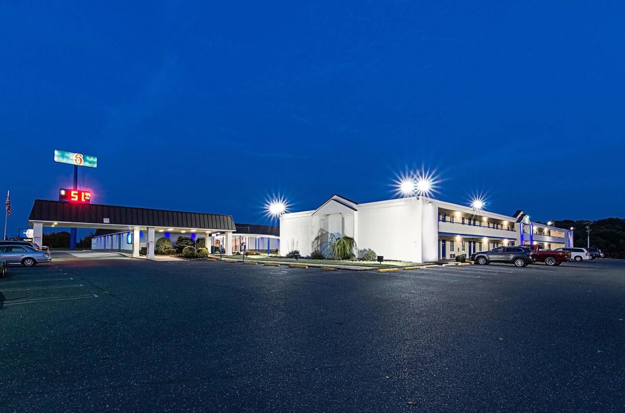 Motel 6-Staunton, Va Εξωτερικό φωτογραφία